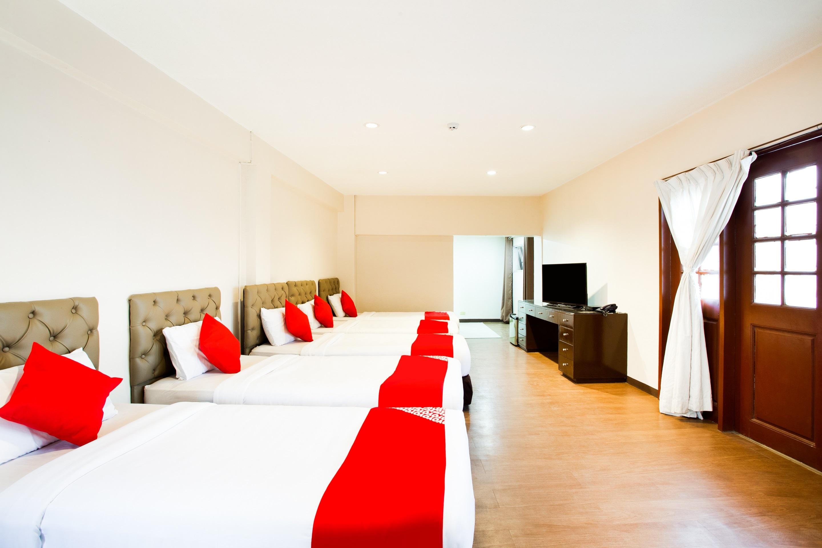 Oyo 414 Humberto'S Hotel Davao Екстер'єр фото