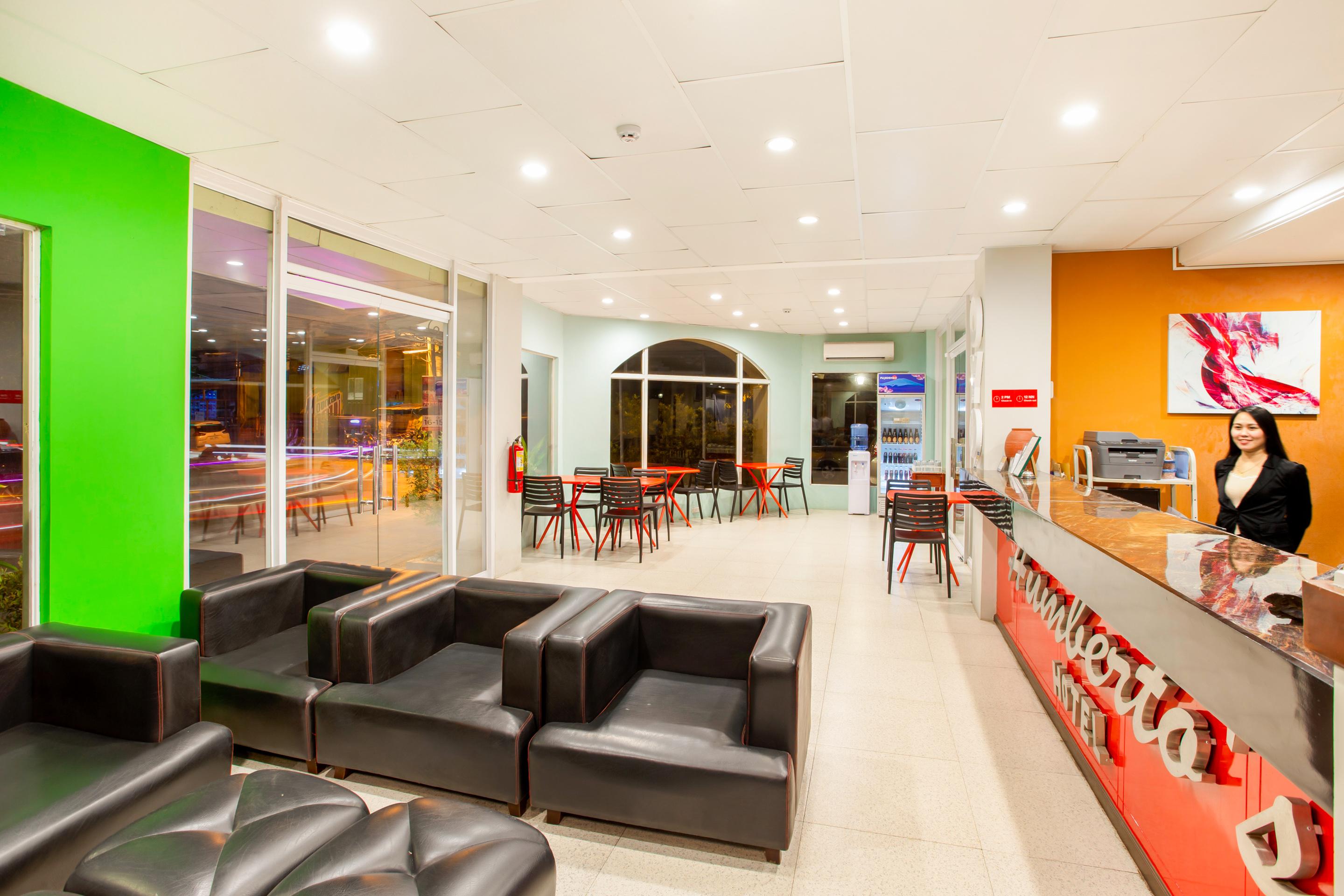 Oyo 414 Humberto'S Hotel Davao Екстер'єр фото
