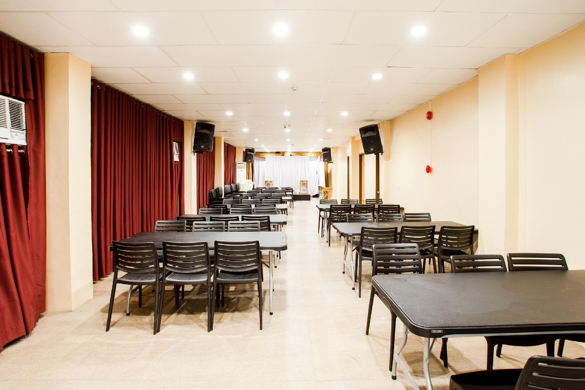 Oyo 414 Humberto'S Hotel Davao Екстер'єр фото