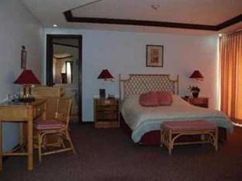 Oyo 414 Humberto'S Hotel Davao Екстер'єр фото