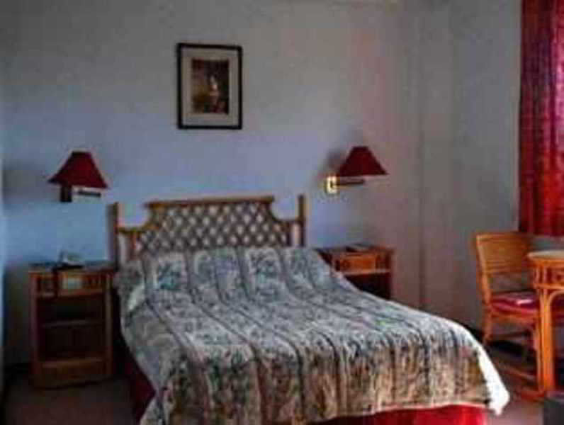 Oyo 414 Humberto'S Hotel Davao Екстер'єр фото