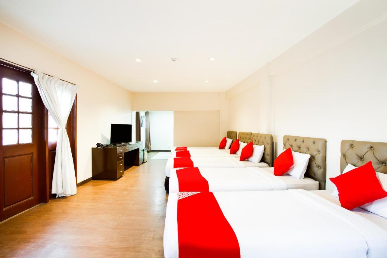 Oyo 414 Humberto'S Hotel Davao Екстер'єр фото